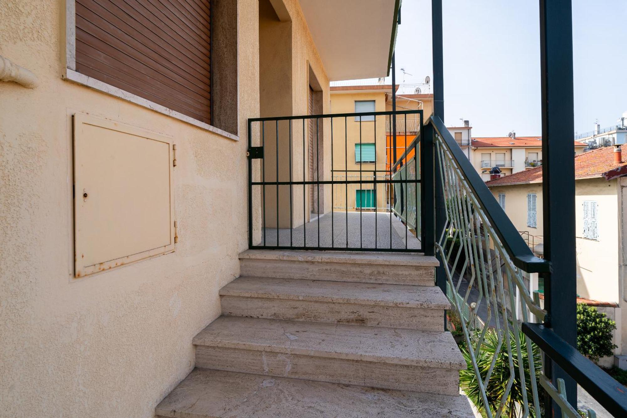 Casa Silvia - Central - Terrace - Wifi Bordighera Exterior photo